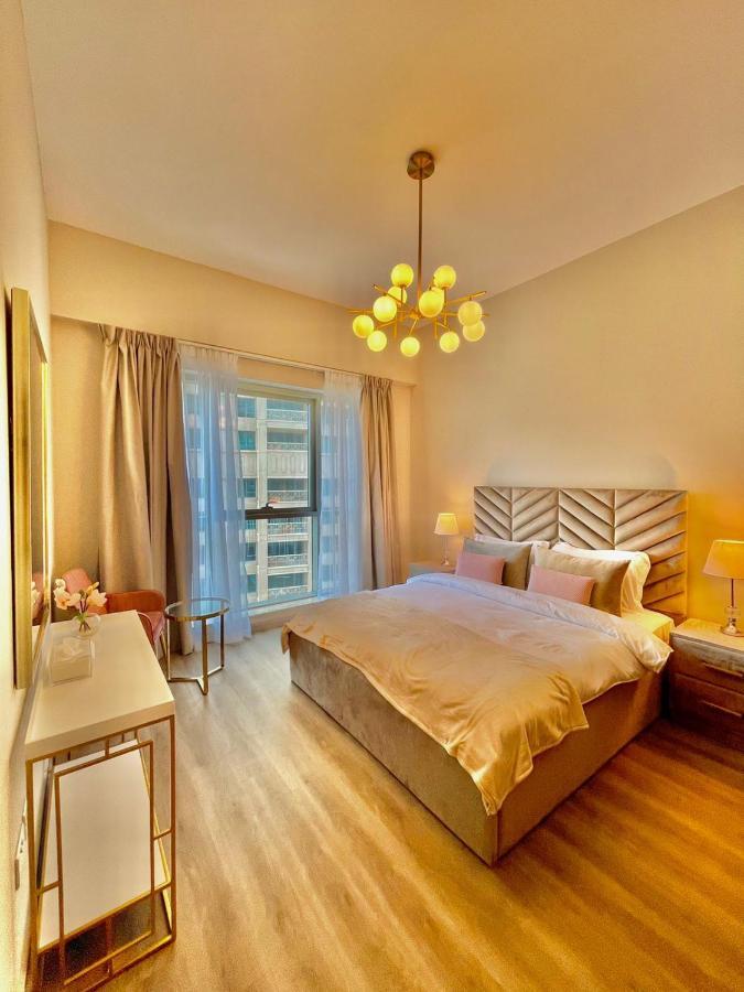 First Class 2Br With Burj Khalifa & Downtown View Dubai Dış mekan fotoğraf
